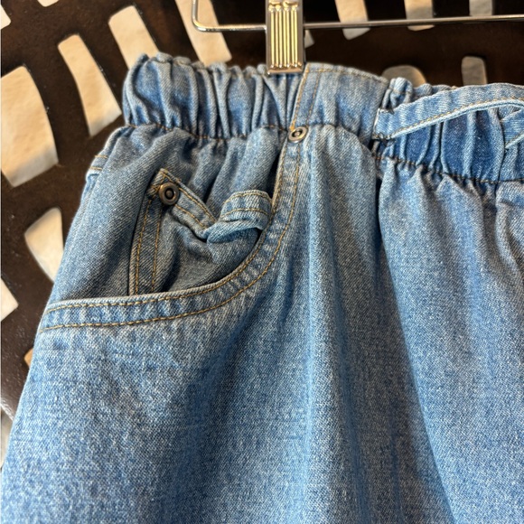 💙 Denim & Co XL Petite Light Blue Straight Jeans | Stretch Fit w/ pockets - Picture 5 of 14